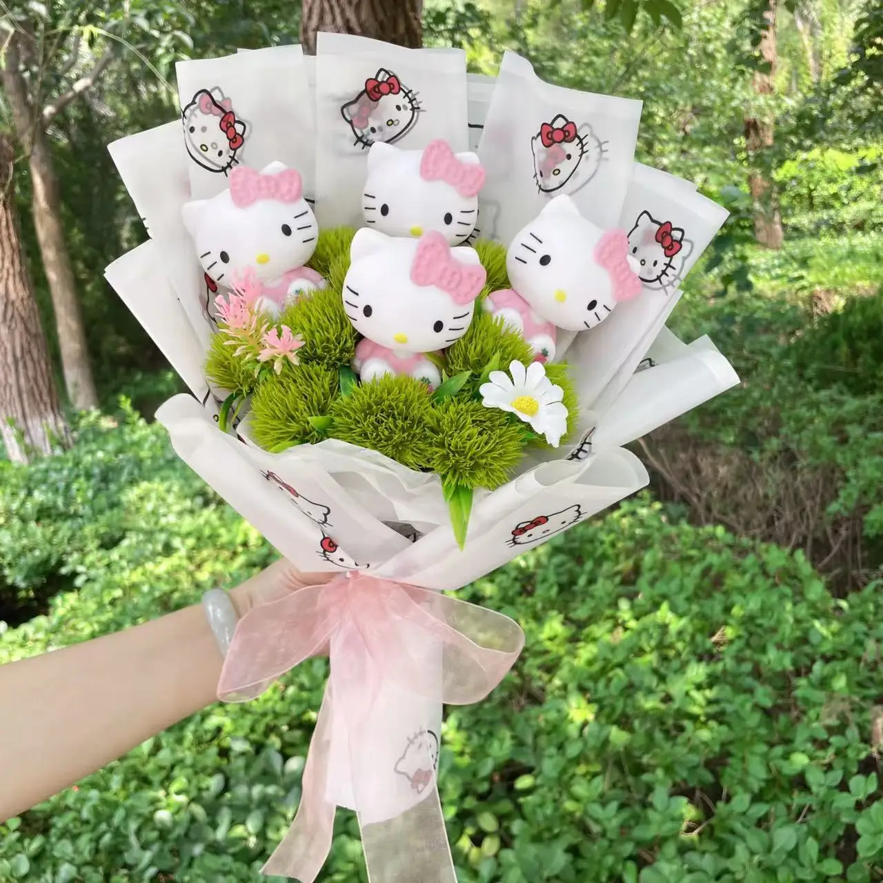 Sanrio Hello Kitty Plush Bouquet Flowers - Image 12