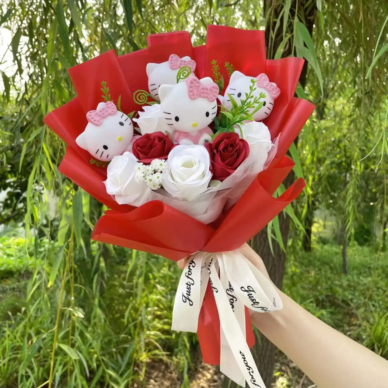 Sanrio Hello Kitty Plush Bouquet Flowers - Image 14