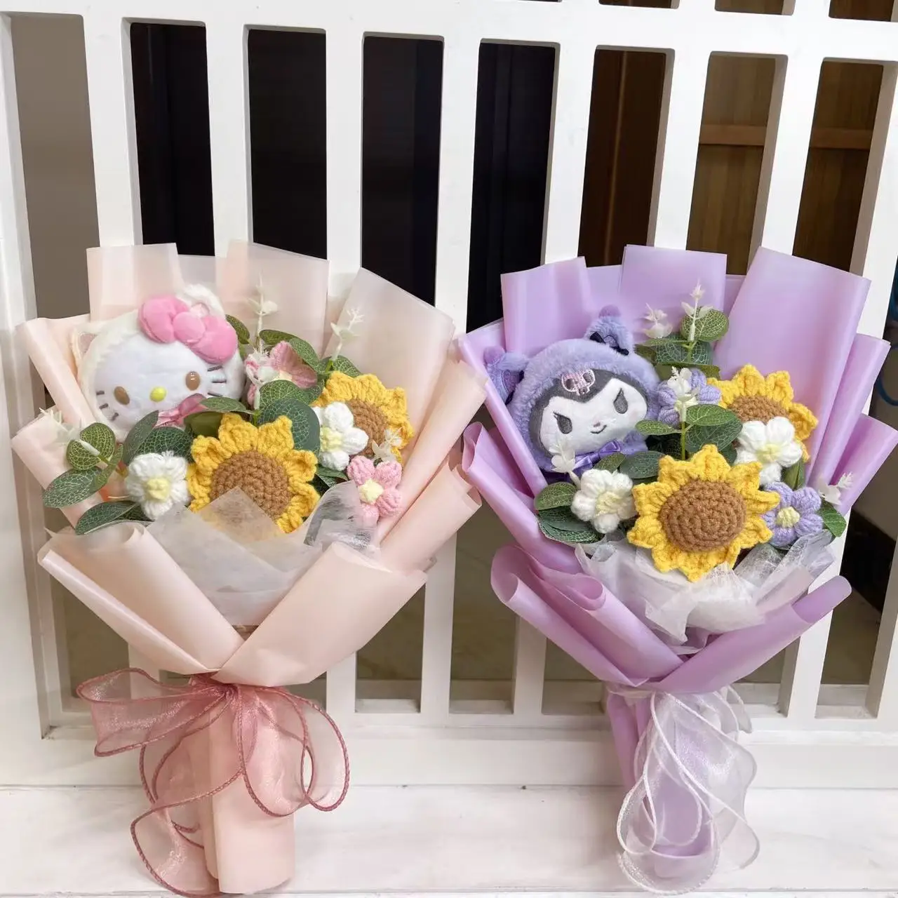 Sanrio Hello Kitty Plush Bouquet Flowers - Image 6