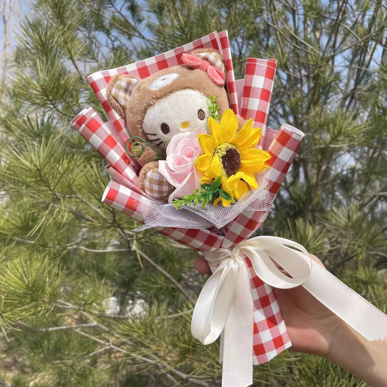 Sanrio Hello Kitty Plush Toy Flower Bouquet - Image 4